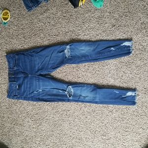 Skinny ripped jeans